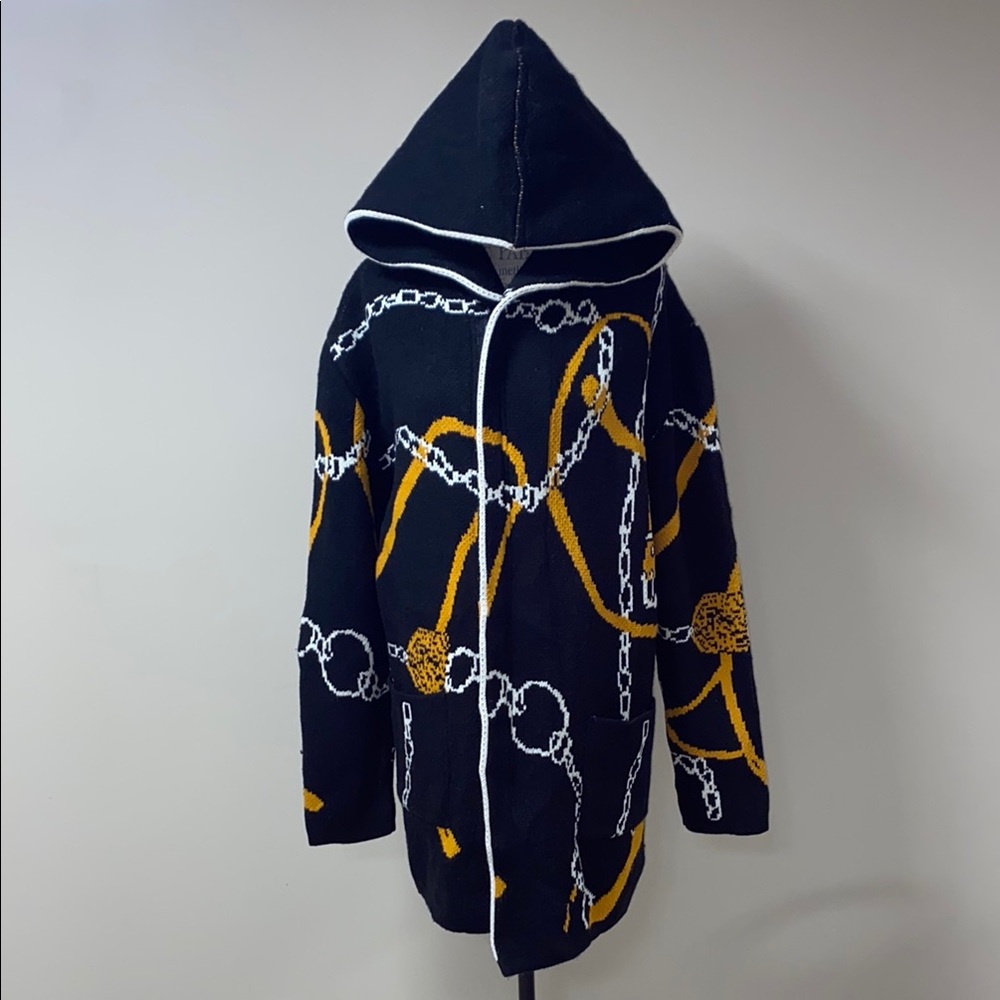 One in a million Black Hooded sweater coat strretwear  with Chain Print xl